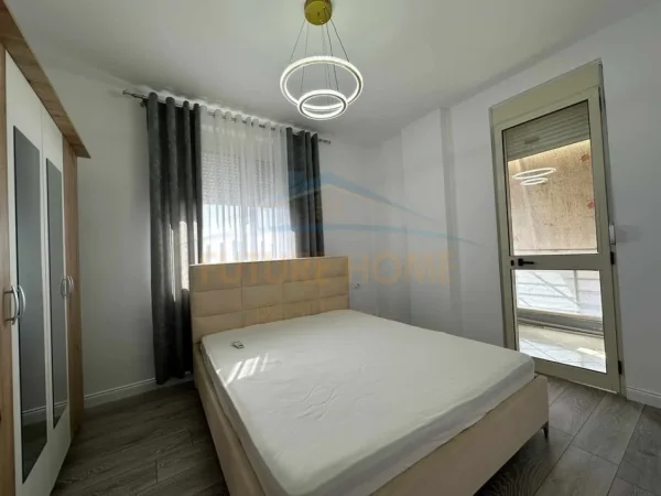 Tirane, jepet me qera apartament 2+1+Ballkon Kati 8, 91 m² 600 € (Vila L, Astir)
