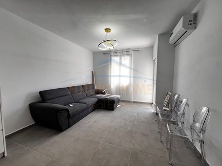 Durres, shitet apartament 1+1 Kati 3, 56 m² 85.000 € 