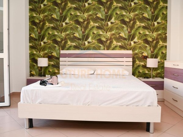 Durres, jepet me qera apartament 2+1+Aneks+Ballkon Kati 4, 135 m² 1.000 € 