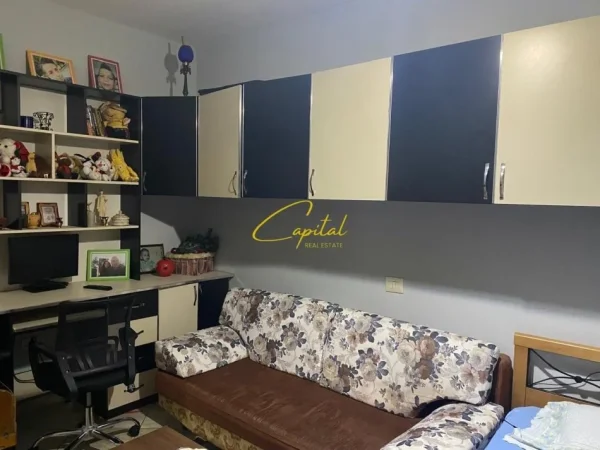 Tirane, shitet apartament 2+1 Kati 7, 100 m² 165.000 € (FRESKU)