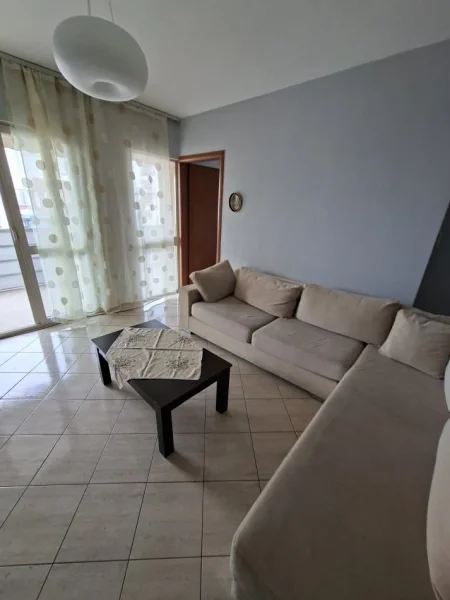 Tirane, shitet apartament 1+1 Kati 6, 87 m² 192.000 € (SELVIA)