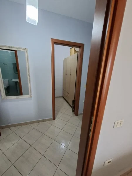 Tirane, shitet apartament 1+1 Kati 6, 87 m² 192.000 € (SELVIA)