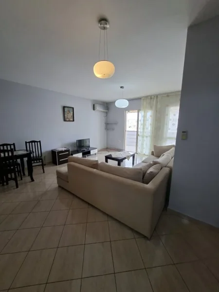 Tirane, shitet apartament 1+1 Kati 6, 87 m² 192.000 € (SELVIA)