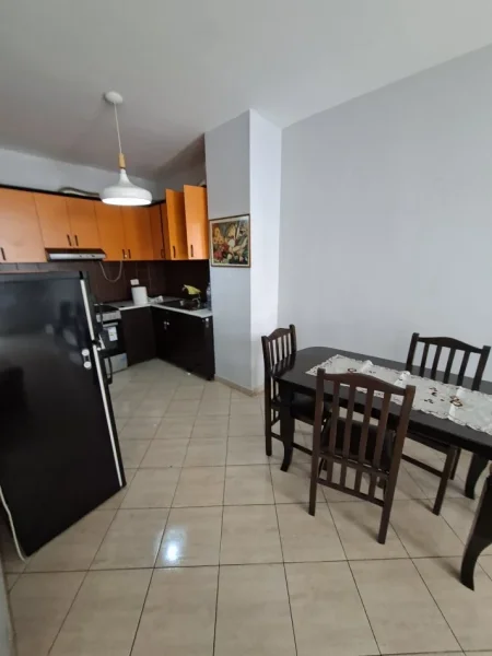 Tirane, shitet apartament 1+1 Kati 6, 87 m² 192.000 € (SELVIA)