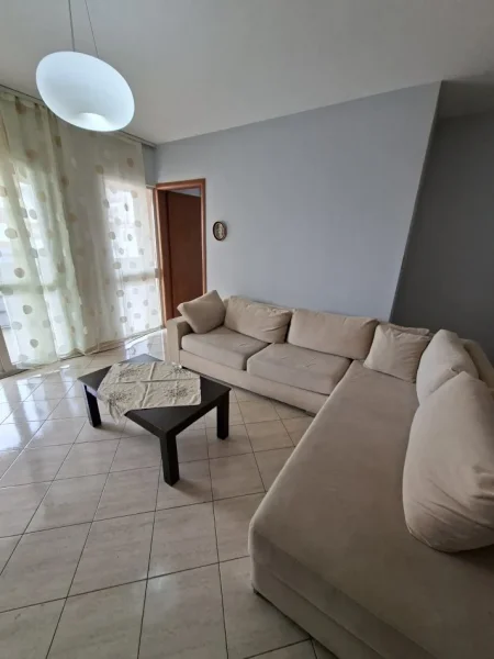Tirane, shitet apartament 1+1 Kati 6, 87 m² 192.000 € (SELVIA)