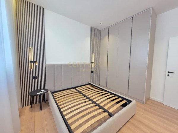 Tirane, shitet apartament duplex 1+1 , 58 m² 128.500 € 