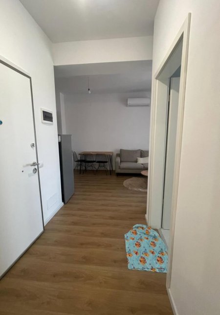 Tirane, shitet apartament 1+1+Ballkon , 54 m² 77.300 € (Kompleksi Kontakt, Ali Demi)