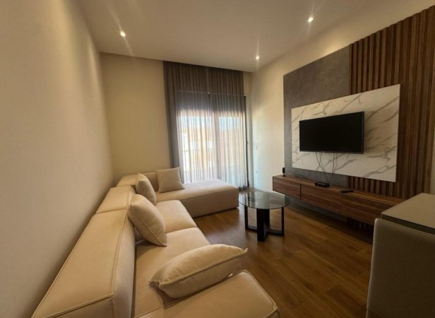 Tirane, jepet me qera apartament 1+1+Ballkon , 75 m² 850 € (Kompleksi Delijorgji, Apartment 1+1+Post Parkimi)