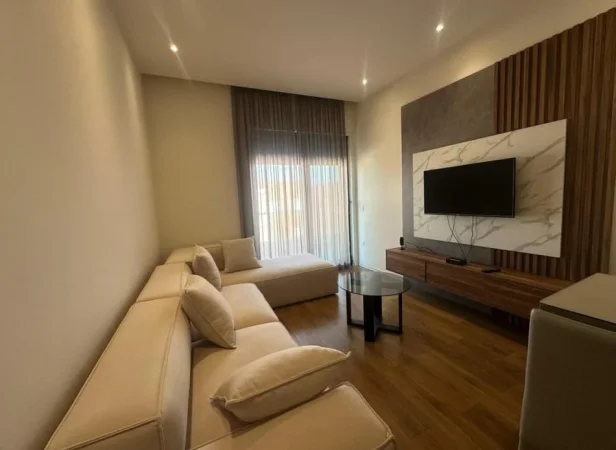 Tirane, jepet me qera apartament 1+1+Ballkon , 75 m² 850 € (Kompleksi Delijorgji, Apartment 1+1+Post Parkimi)