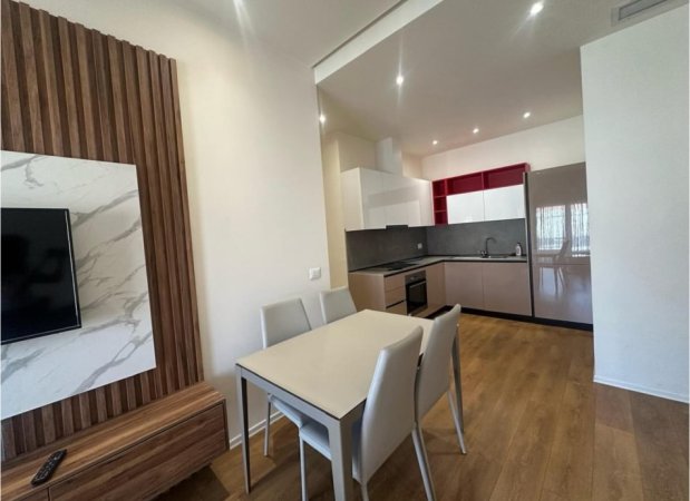 Tirane, jepet me qera apartament 1+1+Ballkon , 75 m² 850 € (Kompleksi Delijorgji, Apartment 1+1+Post Parkimi)