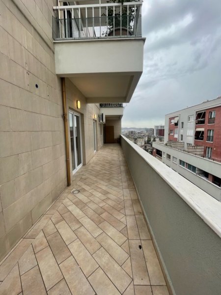 Tirane, shitet apartament 2+1 Kati 6, 122 m² 199.000 € (Porcelan)