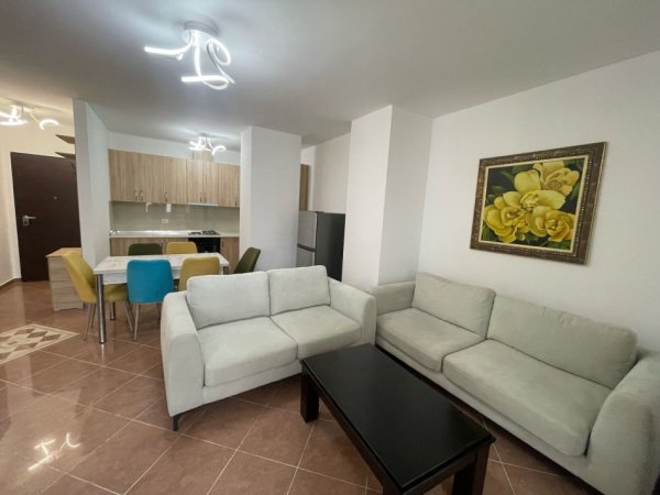 Tirane, shitet apartament 2+1 Kati 6, 122 m² 199.000 € (Porcelan)
