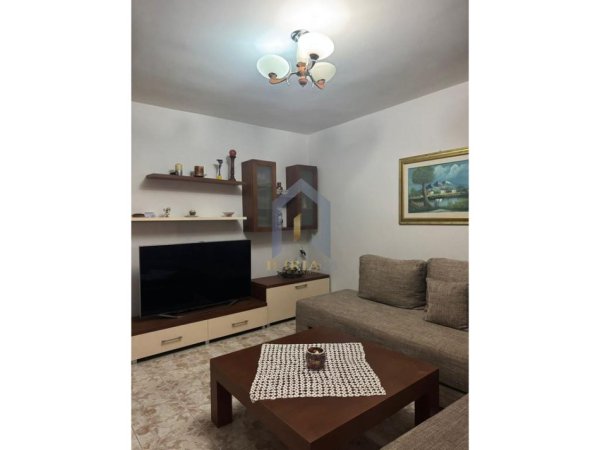 Tirane, jap me qera apartament 2+1+Ballkon Kati 5, 120 m² 500 € (Siri Kodra)