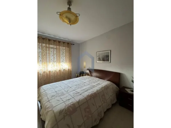 Tirane, jap me qera apartament 2+1+Ballkon Kati 5, 120 m² 500 € (Siri Kodra)