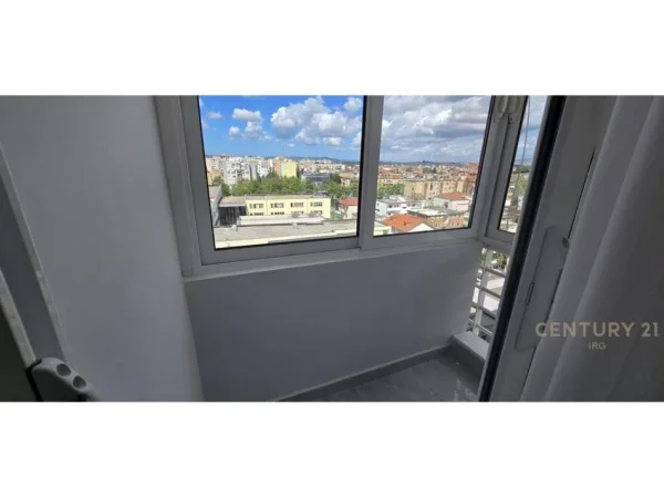Tirane, shitet apartament 1+1 Kati 7, 50 m² 107.000 € 