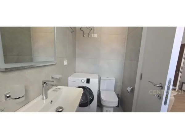 Tirane, shitet apartament 1+1 Kati 7, 50 m² 107.000 € 