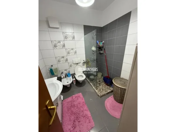 Tirane, shitet apartament 2+1 Kati 9, 105 m² 253.000 € (rruga myslym shyri)