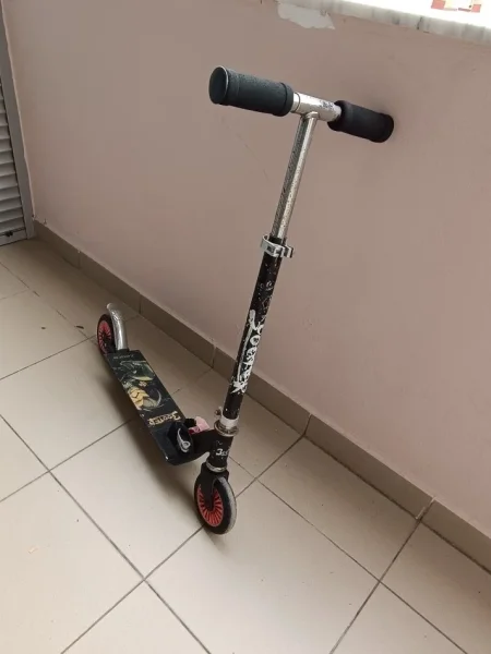 Durres, shitet patine per femije