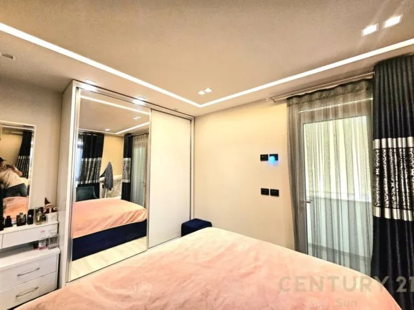 Tirane, shitet apartament 2+1 Kati 3, 92 m² 240.000 € (KOMUNEN E PARISIT)