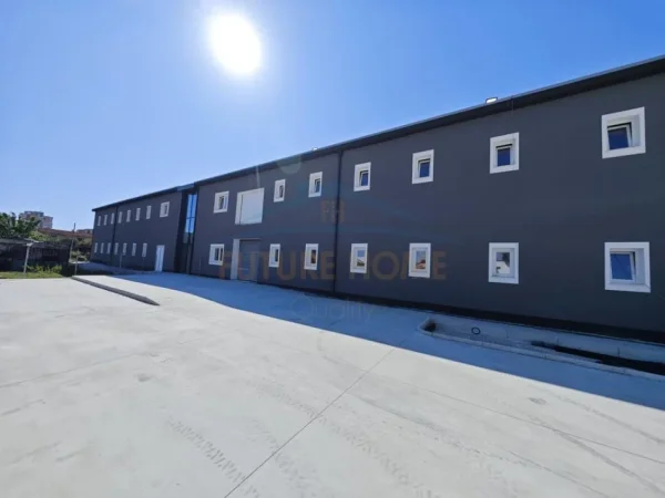 Durres, shitet ambjent biznesi Kati 0, 925 m² 2.200.000 € 