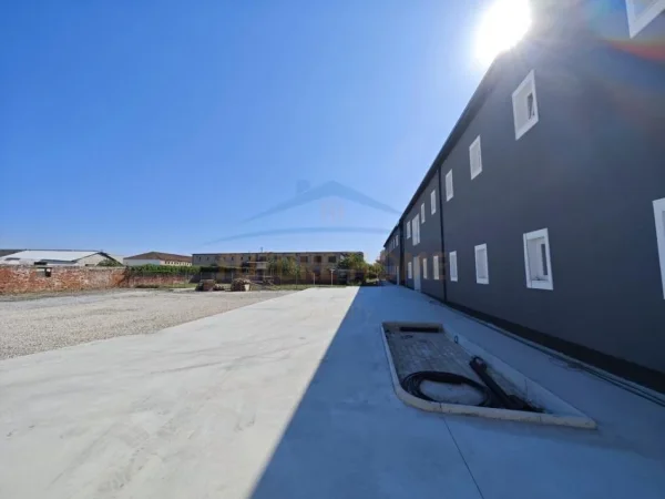 Durres, shitet ambjent biznesi Kati 0, 925 m² 2.200.000 € 