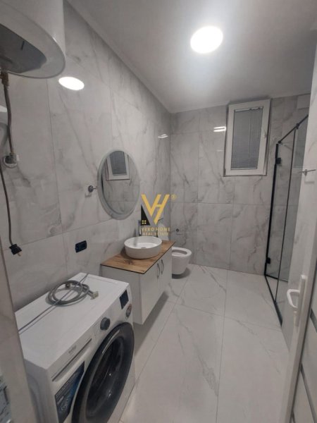 Tirane, jepet me qera apartament 1+1+Ballkon Kati 0, 70 m² 500 € (QYTET STUDENTI)
