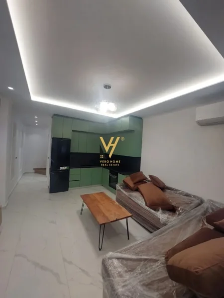 Tirane, jepet me qera apartament 1+1+Ballkon Kati 0, 70 m² 500 € (QYTET STUDENTI)