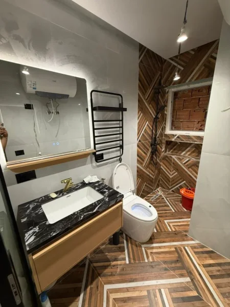 Tirane, jap me qera apartament 2+1+Ballkon Kati 1, 70 m² 650 € (rruga peti)