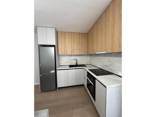 SHITET APARTAMENT 2+1 NE FRESK