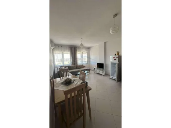 Tirane, jepet me qera apartament 1+1 Kati 8, 66 m² 500 € 