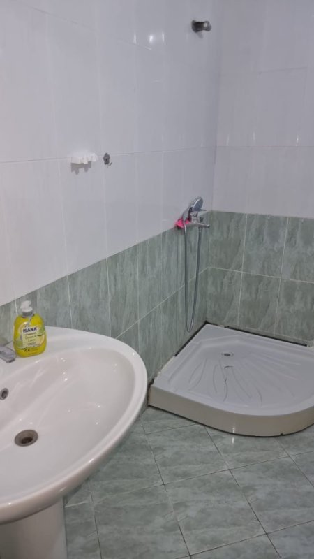 Jepet me Qera Apartament 2+1 ne Astir prane Viles L1,  450 €URO