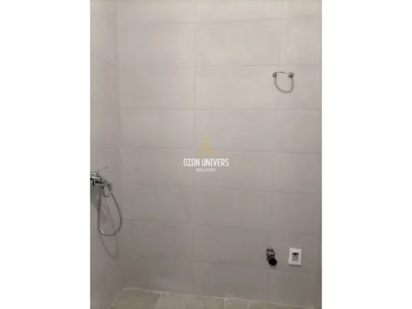 Tirane, shitet apartament 2+1 Kati 2, 97 m² 230.000 € (Rruga Myslym Shyri)
