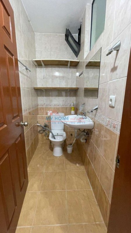 Tirane, jepet me qera apartament 1+1+Ballkon Kati 1, 70 m² 600 € (Laprak)