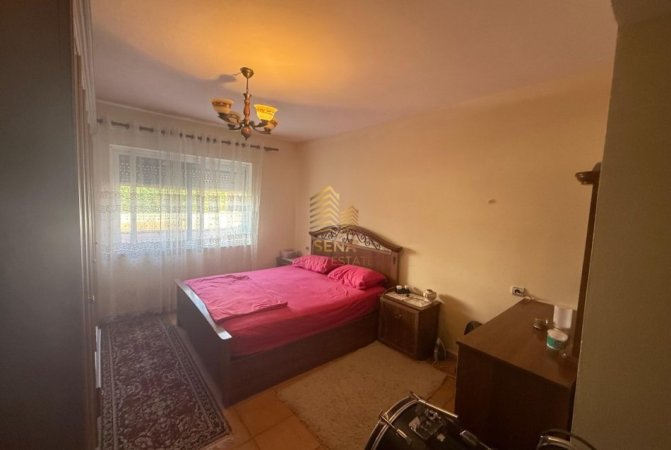 Tirane, shitet apartament 3+1+Ballkon Kati 2, 94 m² 155.000 € (Rruga Kongresi i Manastirit)