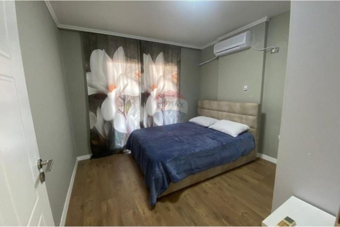 Tirane, jepet me qera apartament 2+1+Ballkon , 99 m² 600 € 
