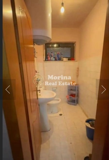 Tirane, jepet me qera apartament 2+1 Kati 2, 86 m² 500 € (Ali Demi)