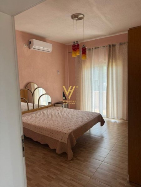 Tirane, jepet me qera apartament 2+1+Ballkon Kati 0, 150 m² 450 € (SANATORIUM)