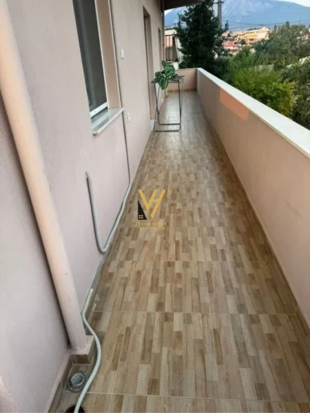 Tirane, jepet me qera apartament 2+1+Ballkon Kati 0, 150 m² 450 € (SANATORIUM)