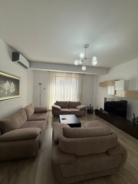 Tirane, jepet me qera apartament 2+1 Kati 2, 125 m² 800 € (Selvia)