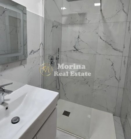 Tirane, jepet me qera apartament 3+1 Kati 3, 147 m² 800 € (Don Bosko)