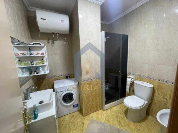 Tirane, jap me qera apartament 1+1+Ballkon Kati 6, 67 m² 600 € (Qender 9-Kateshet)
