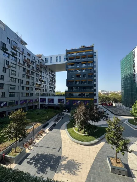 Tirane, jepet me qera zyre Kati 2, 73 m² 600 € (Square 21)