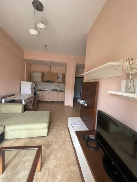 Tirane, jepet me qera apartament 2+1 Kati 2, 82 m² 520 € (KODRA DIELLIT)