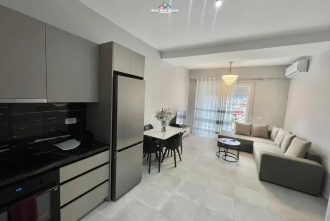 Tirane, jepet me qera apartament 2+1 Kati 7, 101 m² 700 € (prane shkolles Niket Dardani,)