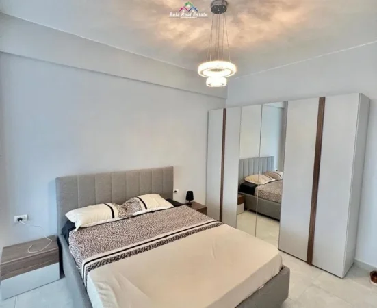 Tirane, jepet me qera apartament 2+1 Kati 7, 101 m² 700 € (prane shkolles Niket Dardani,)