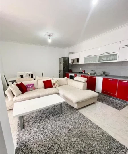 Tirane, jepet me qera apartament 2+1 Kati 3, 100 m² 750 € (JORDAN MISJA)