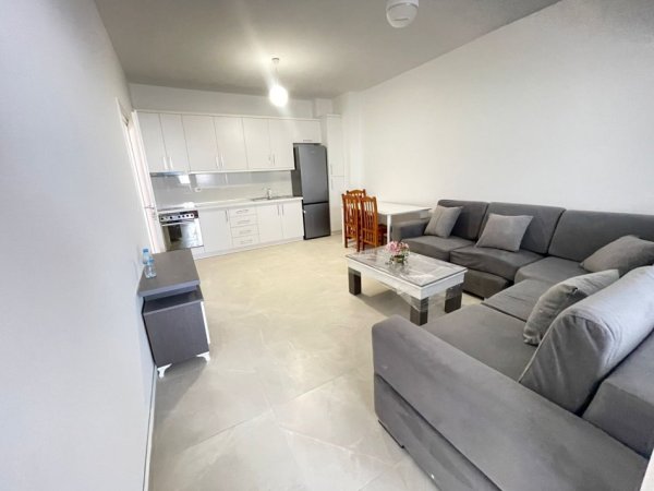 Tirane, jepet me qera apartament 2+1 Kati 6, 80 m² 700 € (POLIKLINIKA NR 9)