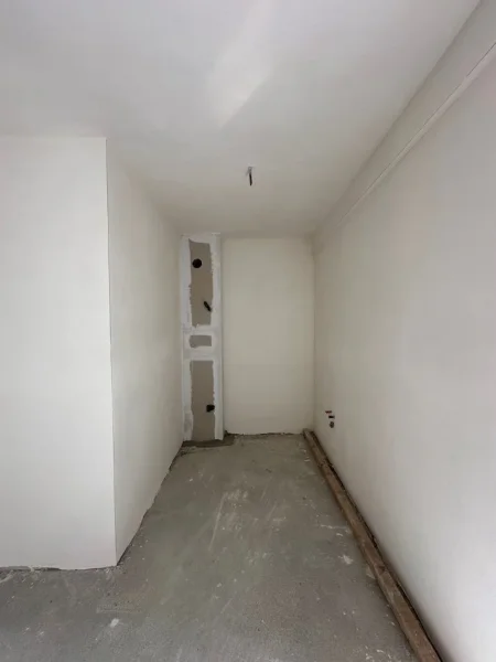 Tirane, shitet apartament 1+1 Kati 4, 66 m² 65.000 € (UNIVERS CITY)