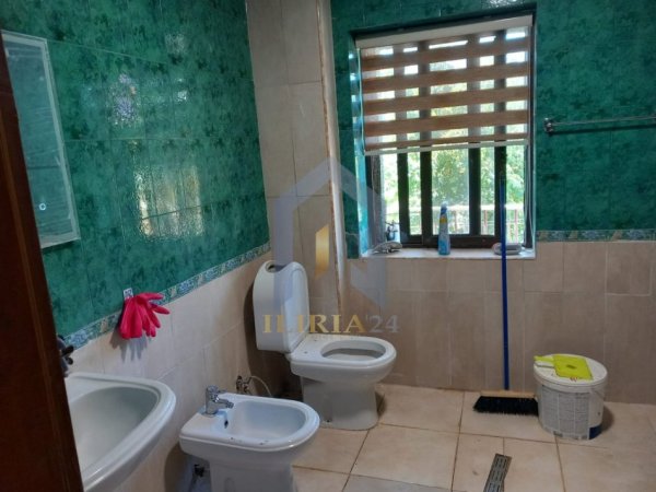 Tirane, jepet me qera apartament 1+1 Kati 3, 75 m² 420 € 