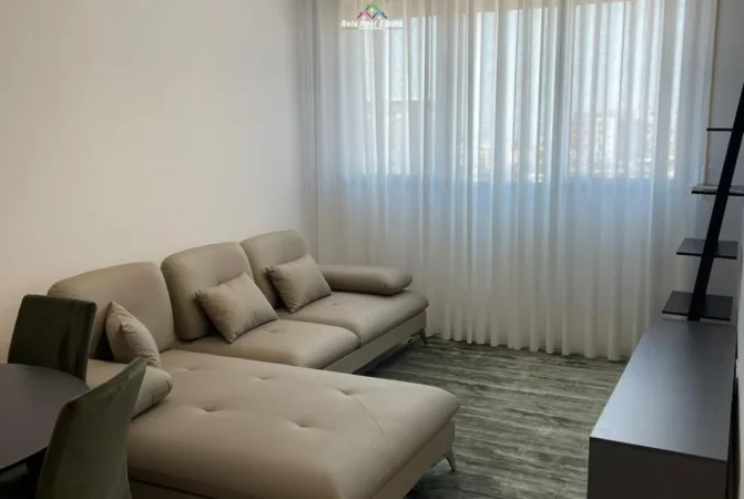 Tirane, jepet me qera apartament 1+1 Kati 4, 64 m² 550 € (Tek Kompleksi ASL 2,)